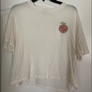 peach shirt